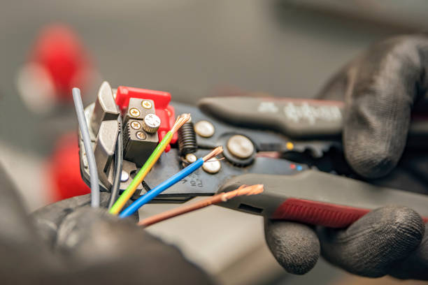 Best Emergency Electrical Repair  in Germantown Hls, IL